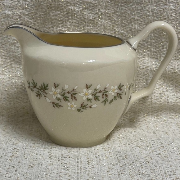 Lennox Brookdale Creamer Silver Rim‎ White and Green Floral Design - Picture 4 of 6